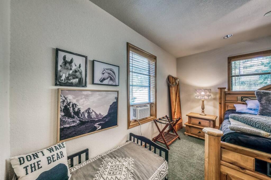 Perk Canyon Hidden Acres-Hot Tub-Gas Fireplace Ruidoso Exterior foto