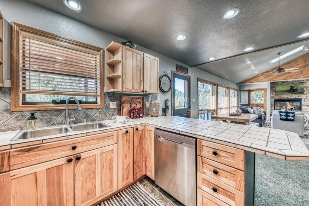 Perk Canyon Hidden Acres-Hot Tub-Gas Fireplace Ruidoso Exterior foto